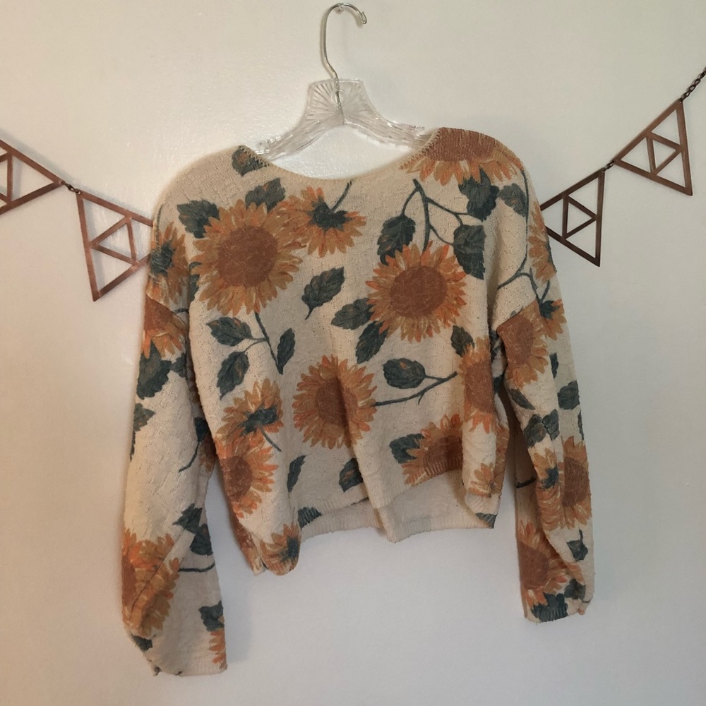 ~vintage Big City wide cropped sunflower sweater~